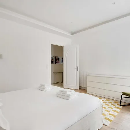 Chic Flat With Garden Terrace -4br-12p - Trocadero 아파트